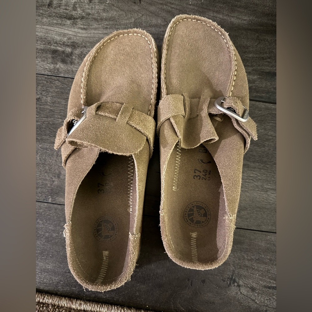 Birkenstock Buckley clogs